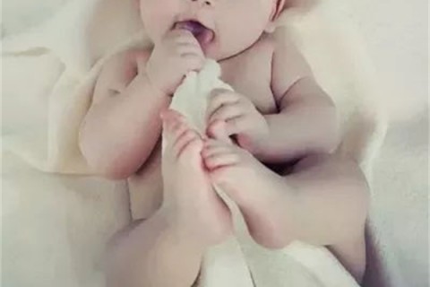 夏季怎么穿可以避免福州捐卵宝宝感冒受凉？生病要怎么穿？